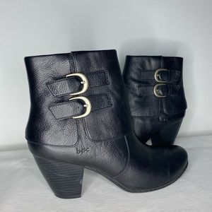 Boc woman boots 9.5
